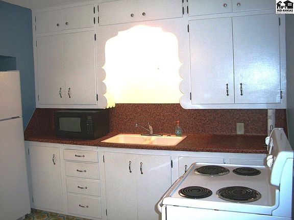 5th image of 608 W 21st Ave