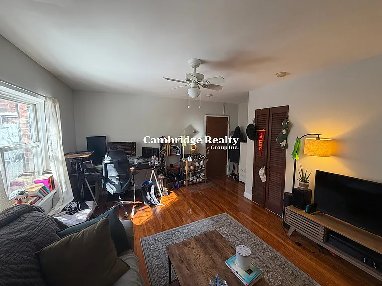 61 Selkirk Rd #3T — Photo 19
