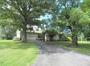151 Sleepy Hollow Rd, Trenton, TN 38382
