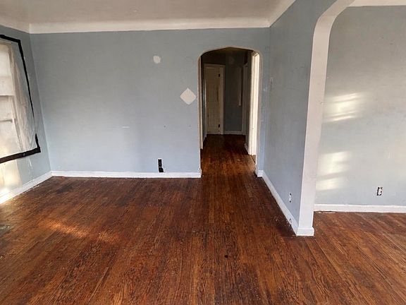 4th image of 12278 Longview St