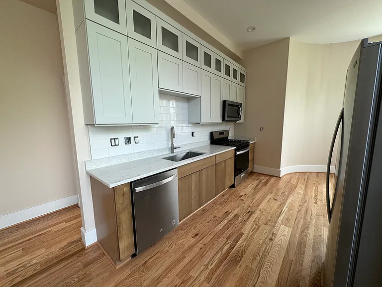 2031 Maryland Ave #1 — Photo 21