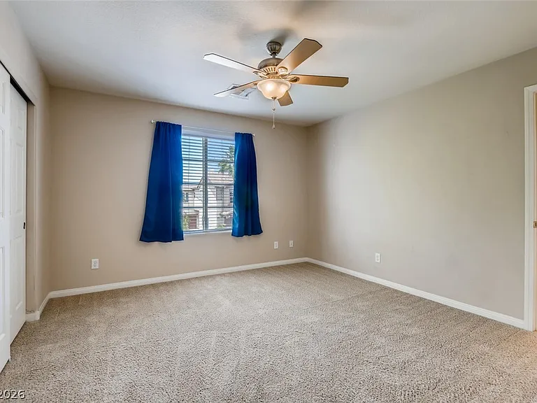 996 Wagner Valley St — Photo 13