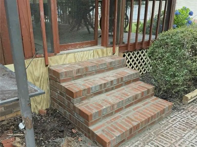 330 McClain Dr — Photo 24