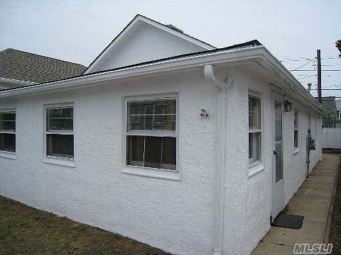 1st image of 68 New Hampshire St