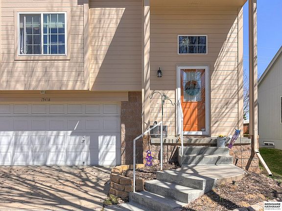2nd image of 15416 Camden Ave