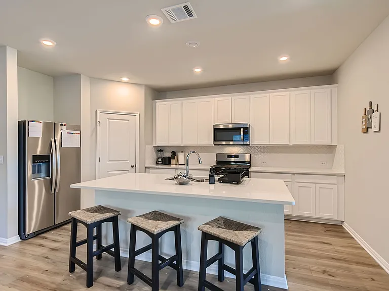 6310 Rounded Pebble Ln — Photo 3