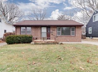 1215 S Linden St, Normal, IL 61761