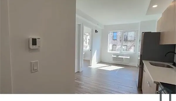 354 E 194th St #4C — Photo 1
