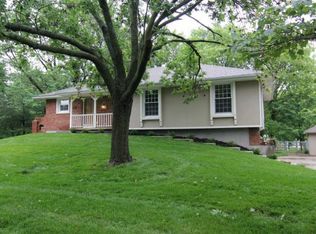 167 Jamar Dr, Peculiar, MO 64078