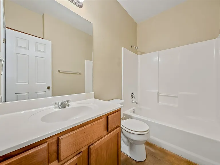 6633 Rhine Dr #B — Photo 23