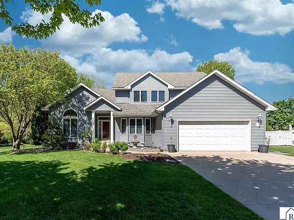 2nd image of 2153 Peregrine Ln