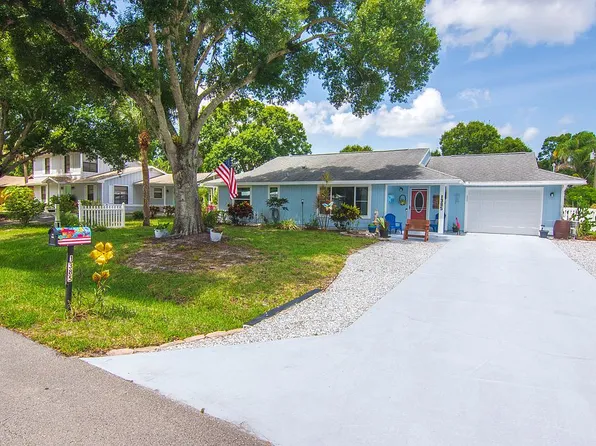 1385 14th Ave, Vero Beach, FL 32960