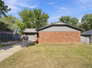 1511 Northaven Ct, Sapulpa, OK 74066