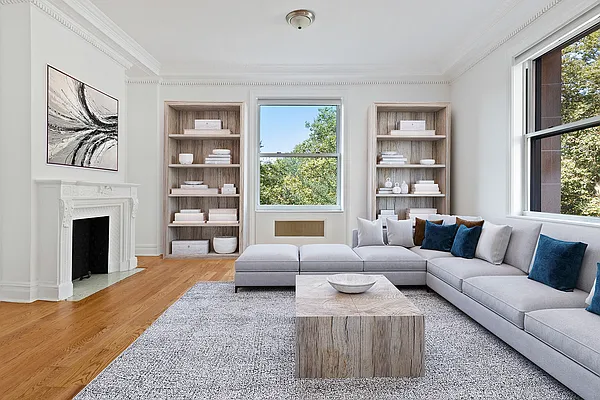 Rented by Compass | media 10