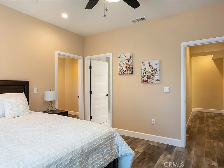 3236 Royal Oaks Dr #6 — Photo 8