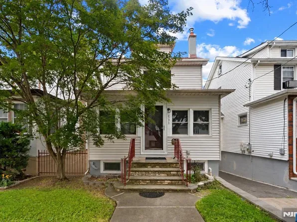 731 Humboldt Street, Secaucus, NJ 07094