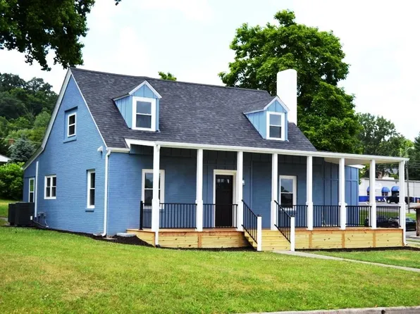 820 W North St, Wytheville, VA 24382