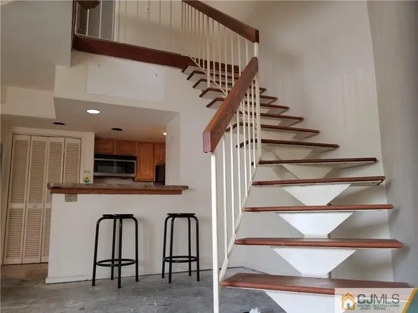40 Fayette St APT 6, Perth Amboy, NJ 08861
