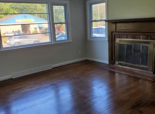 261 N Main St FLOOR 1, Branford, CT 06405