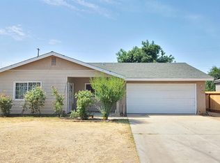 2013 Webster St, Sanger, CA 93657