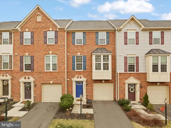 22854 Lacey Oak Ter, Sterling, VA 20166