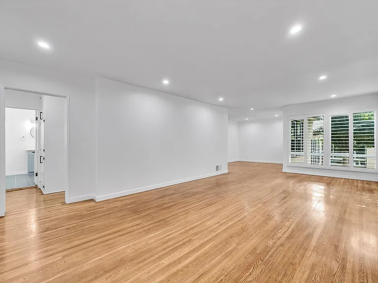 350 S Camden Dr #A — Photo 12