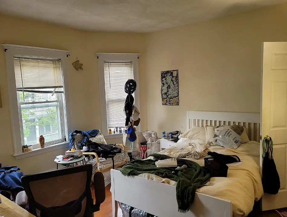 15 Boston Ave #5B