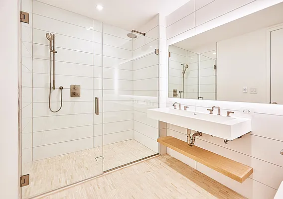 Rented by Triumph Property Group | media 35