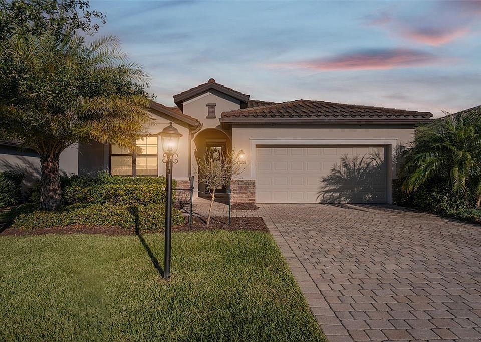 1st image of 17221 Blue Ridge Pl