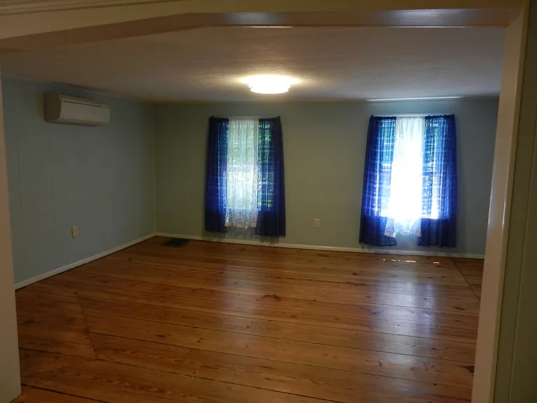 69 E Louther St #C — Photo 3