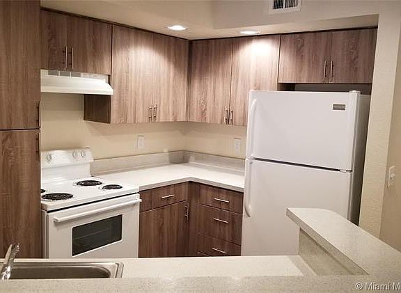2nd image of 12400 Vista Isles Dr APT 1414