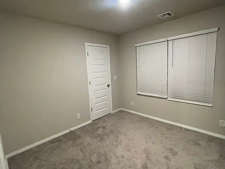 7814 S 290th East Ave — Photo 14