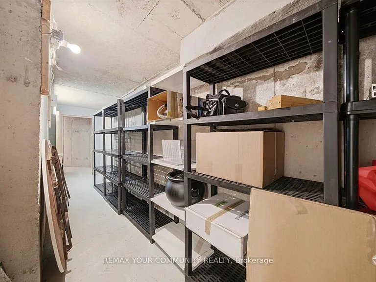 2 Hollywood Hill Cir #LOWER — Photo 20