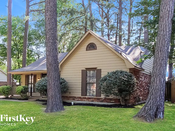 3rd image of 4630 Sandy Park Dr