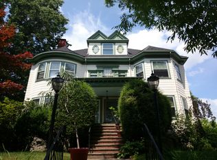 141 Salisbury Rd, Brookline, MA 02445