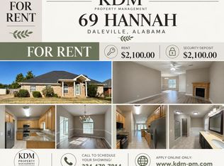69 Hannah Rd, Level Plains, AL 36322