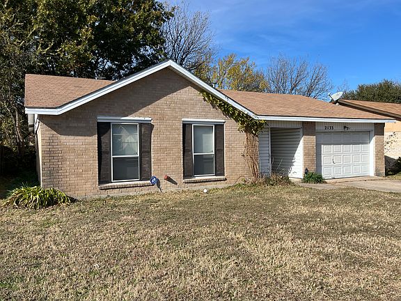 3rd image of 2133 Quail Hollow Dr