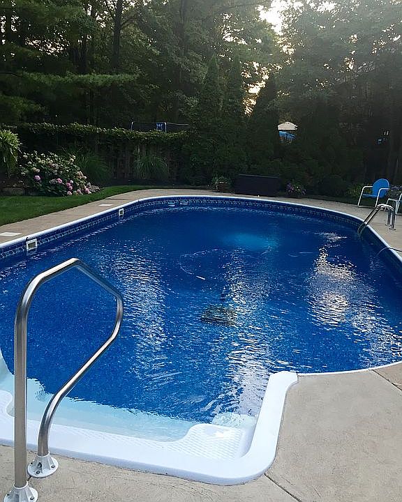 2nd image of 27707 Hilliard Blvd