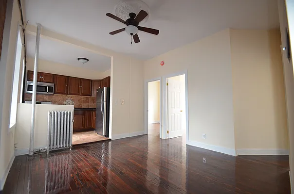 Rented by CITY SKYLINE REALTY INC | media 8