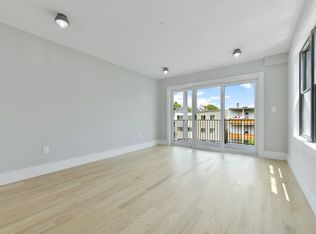 362 Sumner St #2, Boston, MA 02128