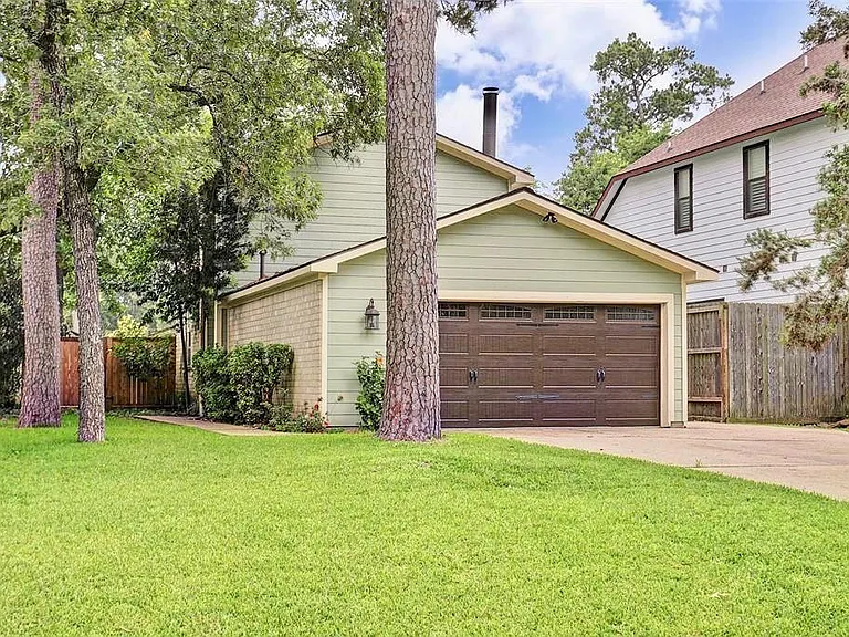 963 Althea Dr — Photo 1