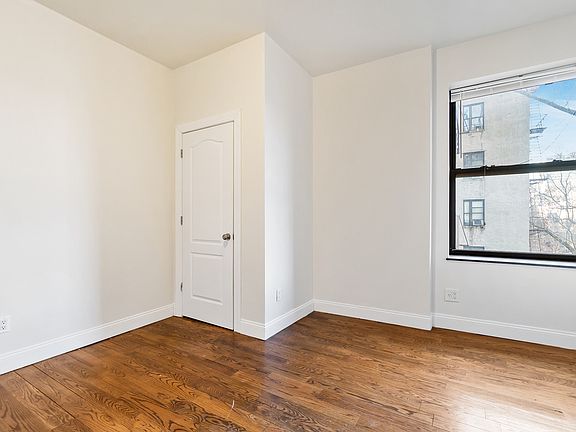 3rd image of 213 W 135th St #B3