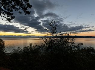 1640 Polnell Rd, Oak Harbor, WA 98277