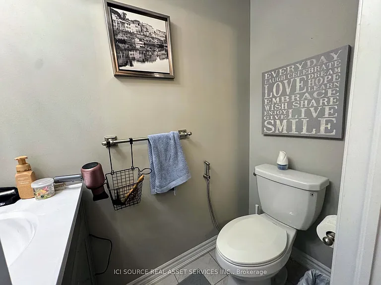 543 Goldenrod Ln — Photo 7