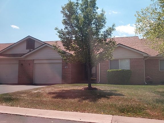 2nd image of 9572 Wheatgrass Ln #101