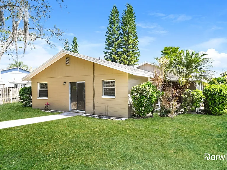 935 Whisper Lake Dr — Photo 15