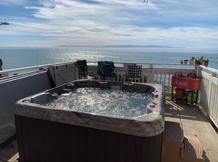 6773 Del Playa Dr, Goleta, CA 93117