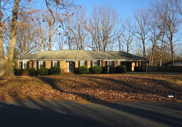 1st image of 4216 Carol Ann Dr