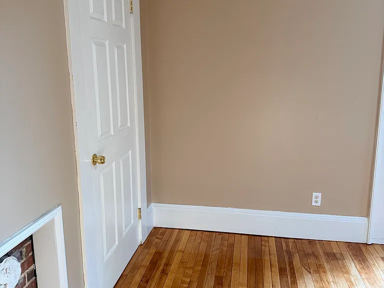 91 Ash St #1 — Photo 6