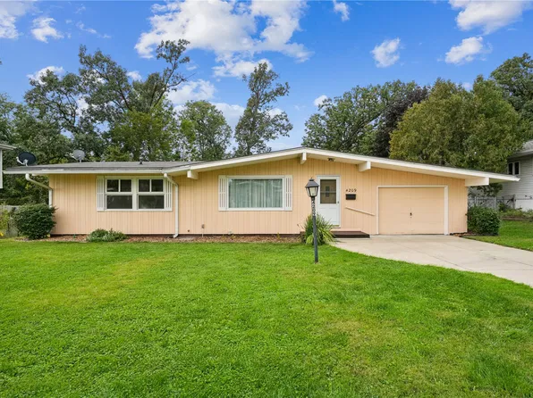 4209 Northwood Dr NE, Cedar Rapids, IA 52402